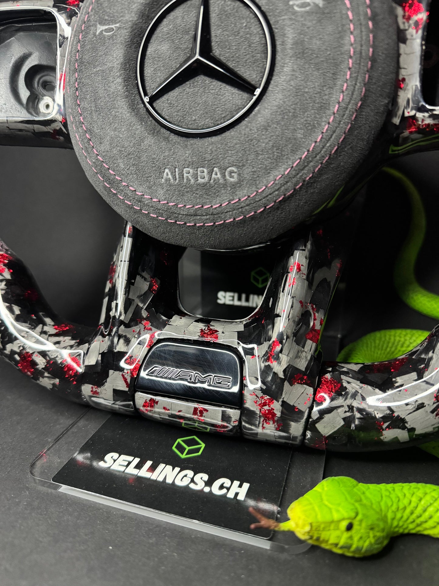 Mercedes AMG Sportlenkrad Forged Carbon Farbsplitter