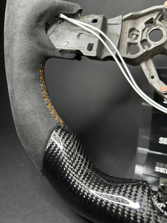 Nissan Micra Sportlenkrad Carbon (LED)