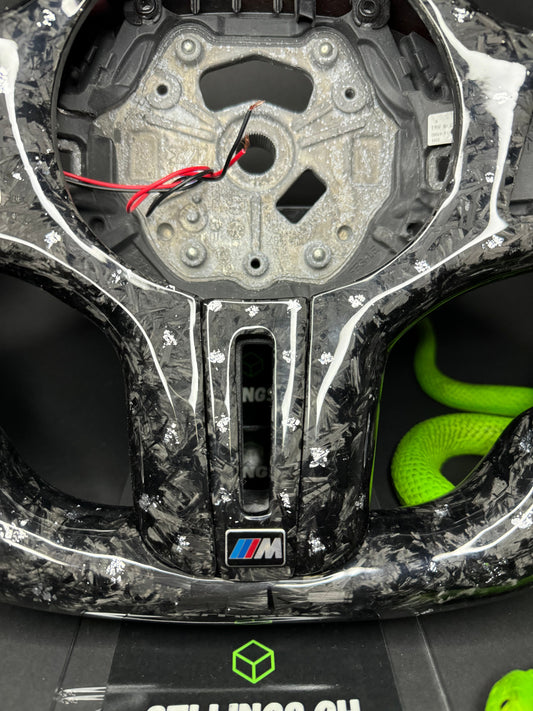 BMW Sportlenkrad Forged Carbon Farbsplitter (LED) G-Serie