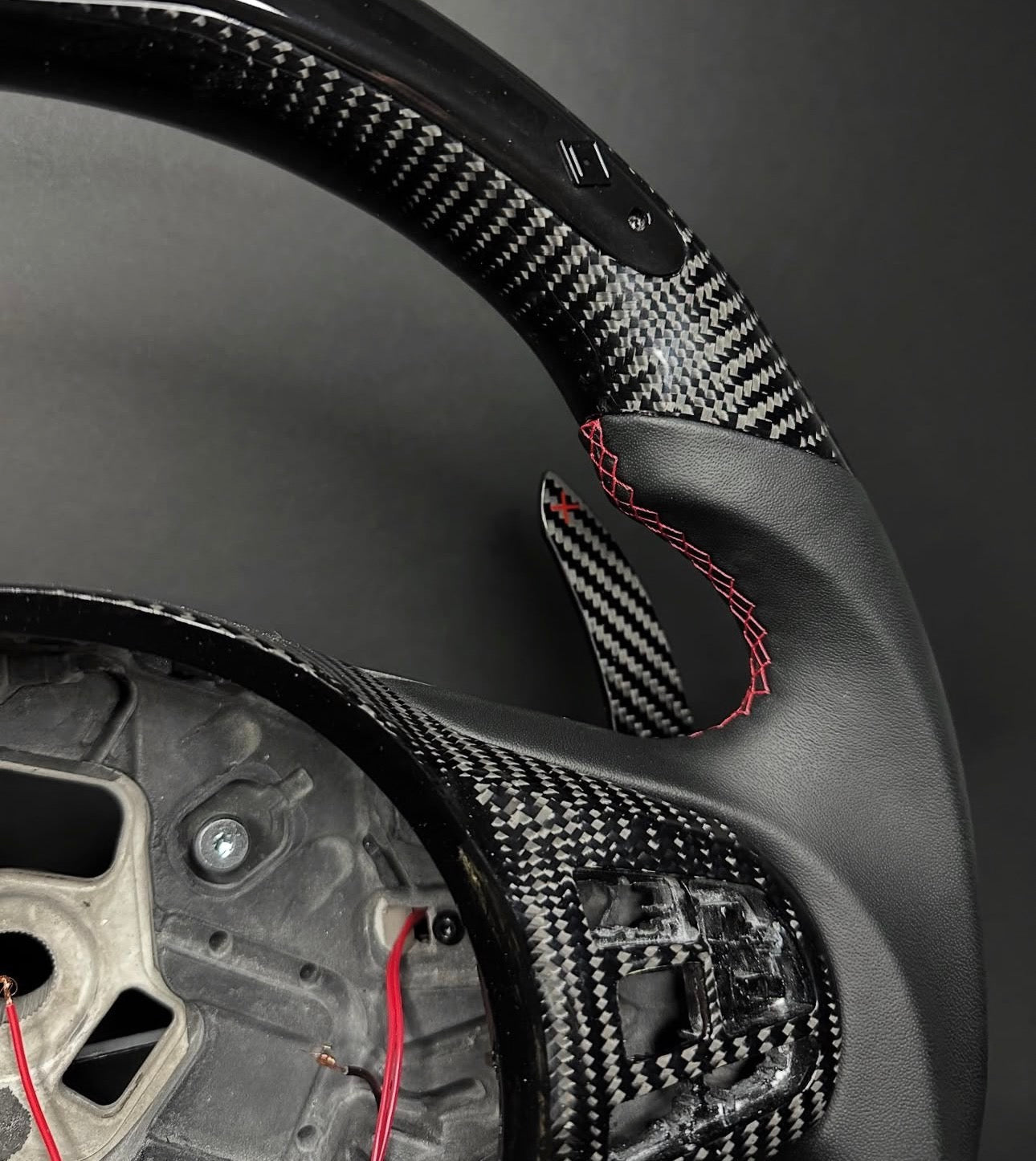Toyota Supra Sportlenkrad Carbon (LED)
