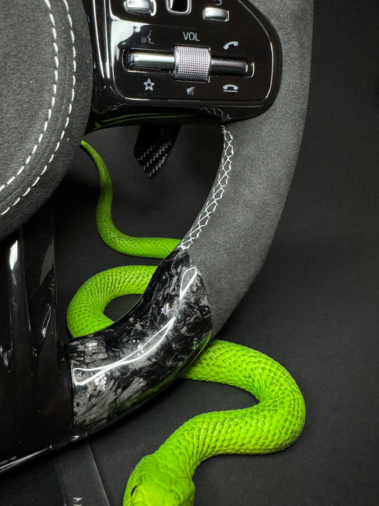Mercedes AMG Sportlenkrad Forged Carbon Farbsplitter