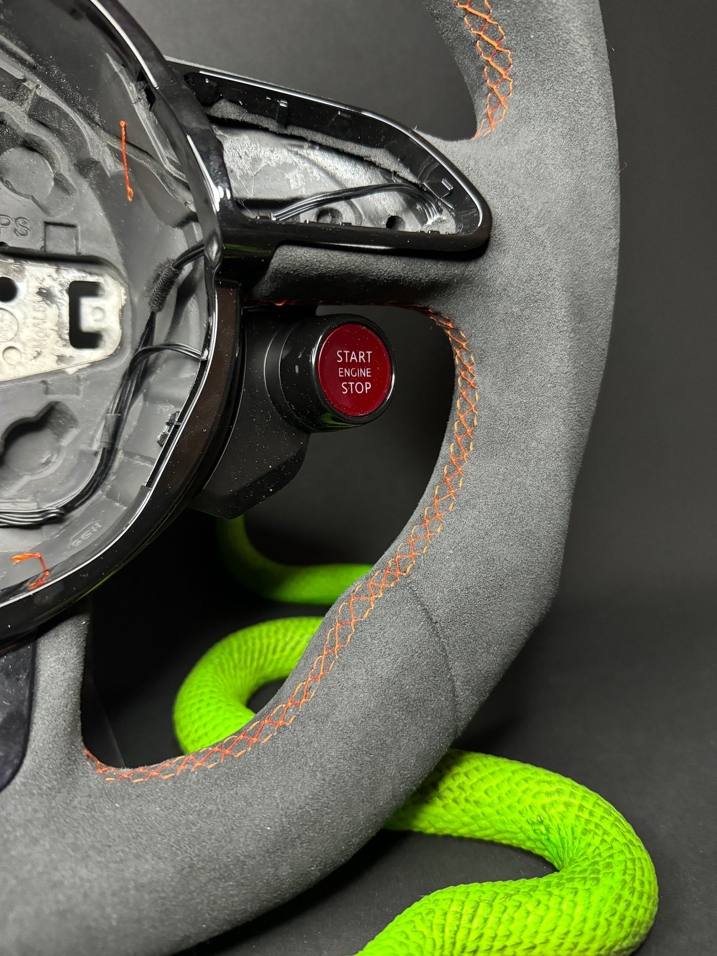 Audi Sportlenkrad Alcantara
