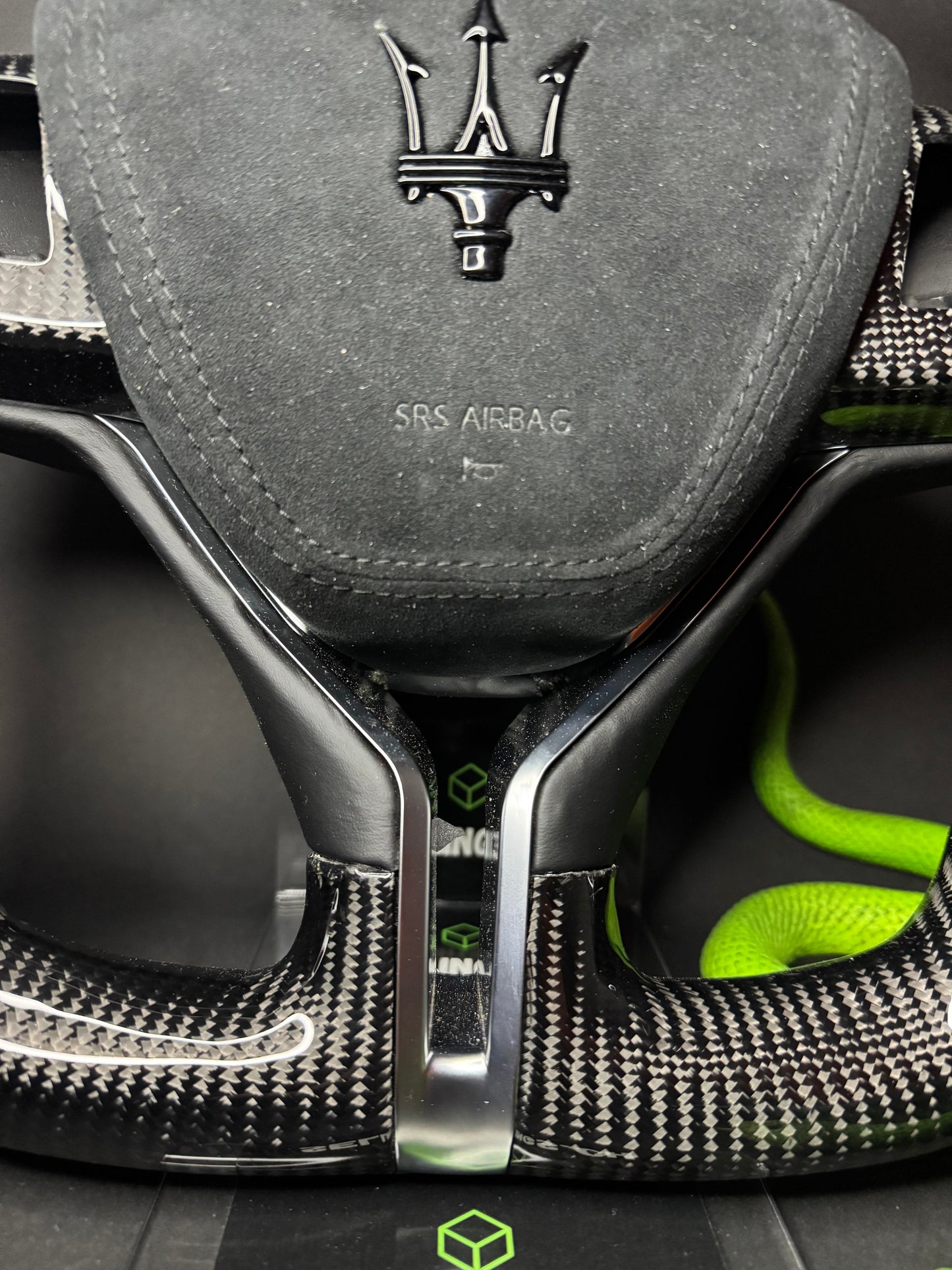 Maserati Sportlenkrad Carbon (LED)