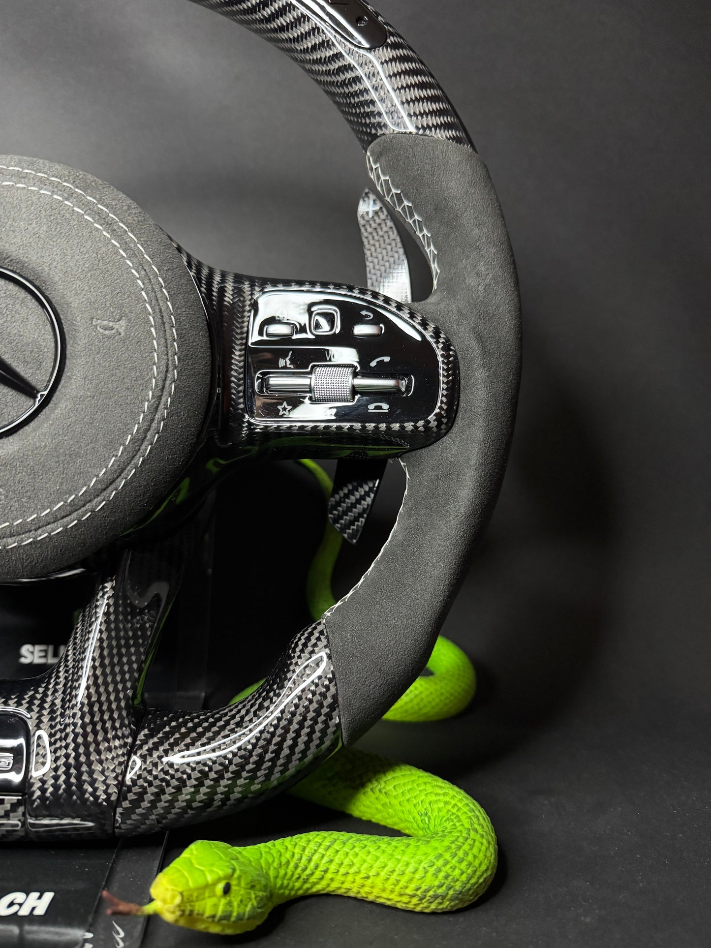 Mercedes AMG Sportlenkrad Carbon LED (Upgrade auf Facelift)