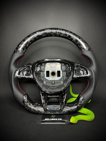 compare product Mercedes AMG Sportlenkrad Forged Carbon