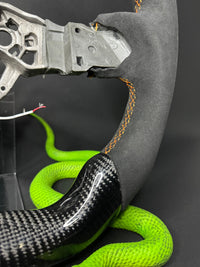 Nissan Micra Sportlenkrad Carbon (LED)