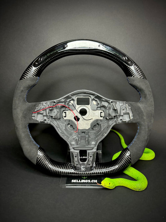 VW Golf 6 Sportlenkrad Carbon (LED)