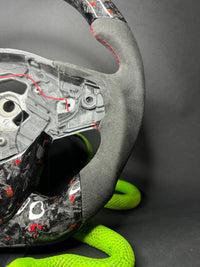 Toyota Supra Sportlenkrad Forged Carbon Farbsplitter (LED)