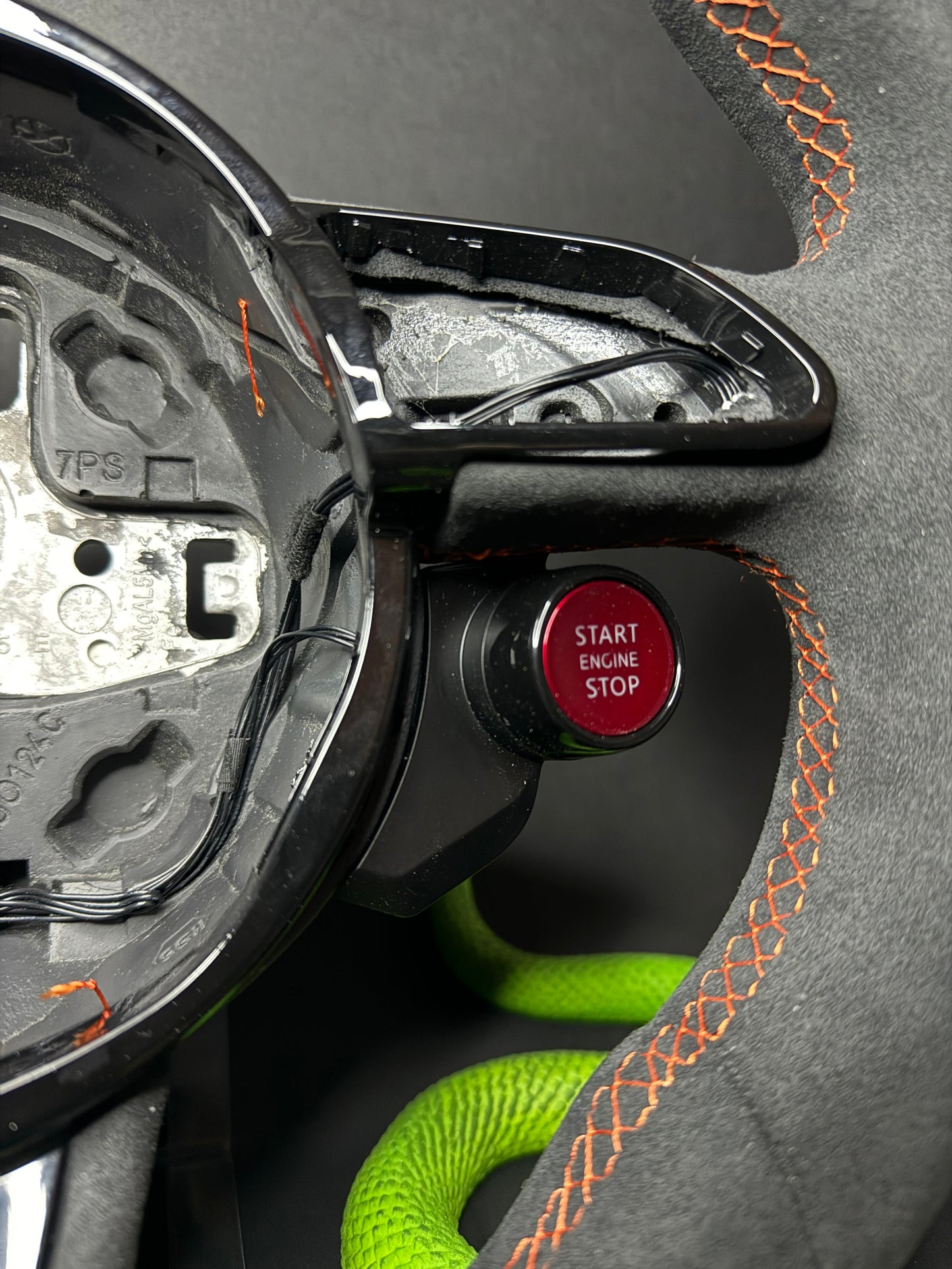 Audi Sportlenkrad Alcantara