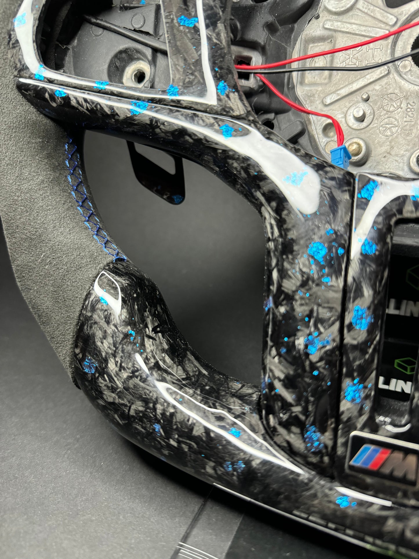 BMW Sportlenkrad Forged Carbon Farbsplitter (LED) G-Serie