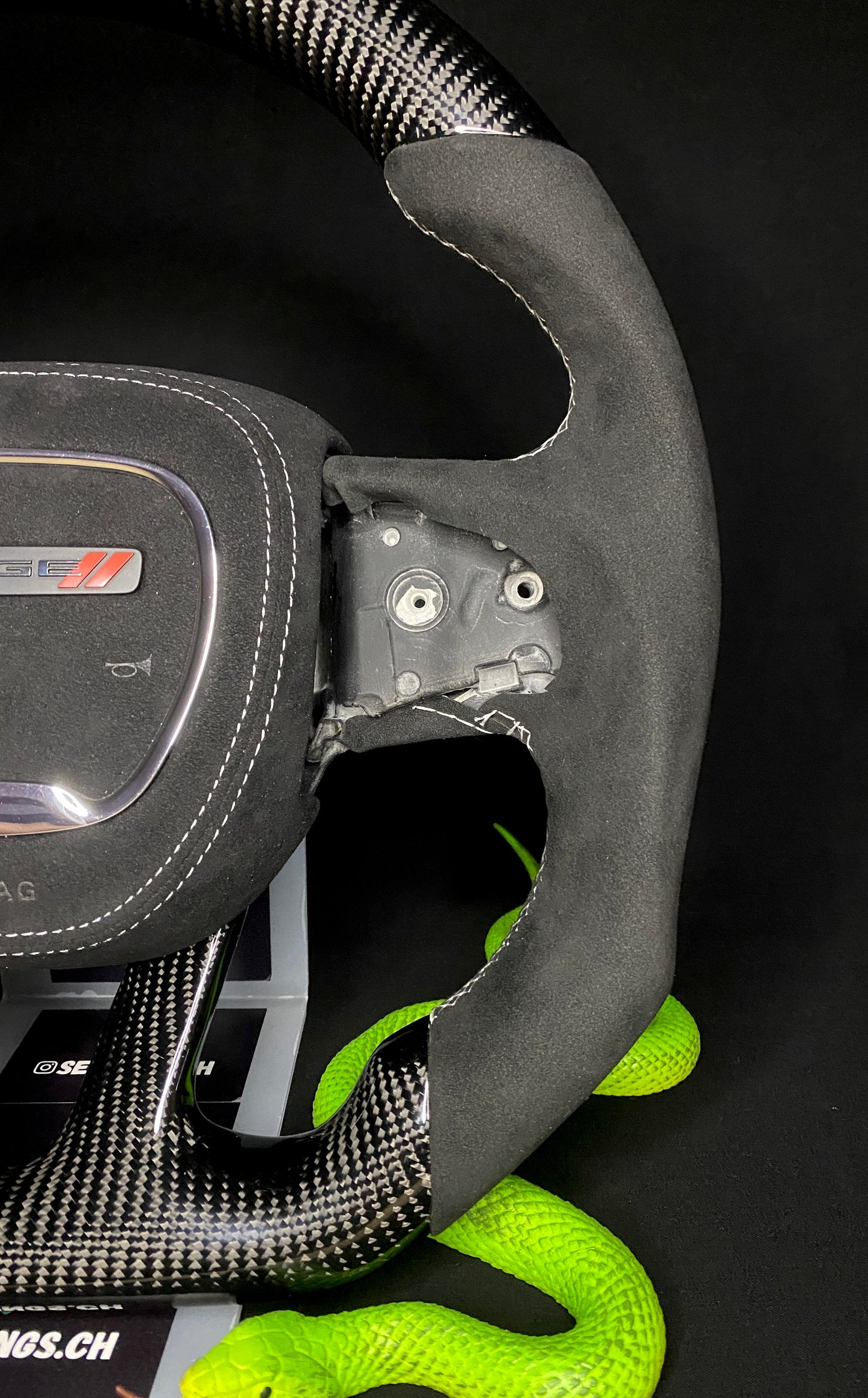 Dodge Sportlenkrad Carbon
