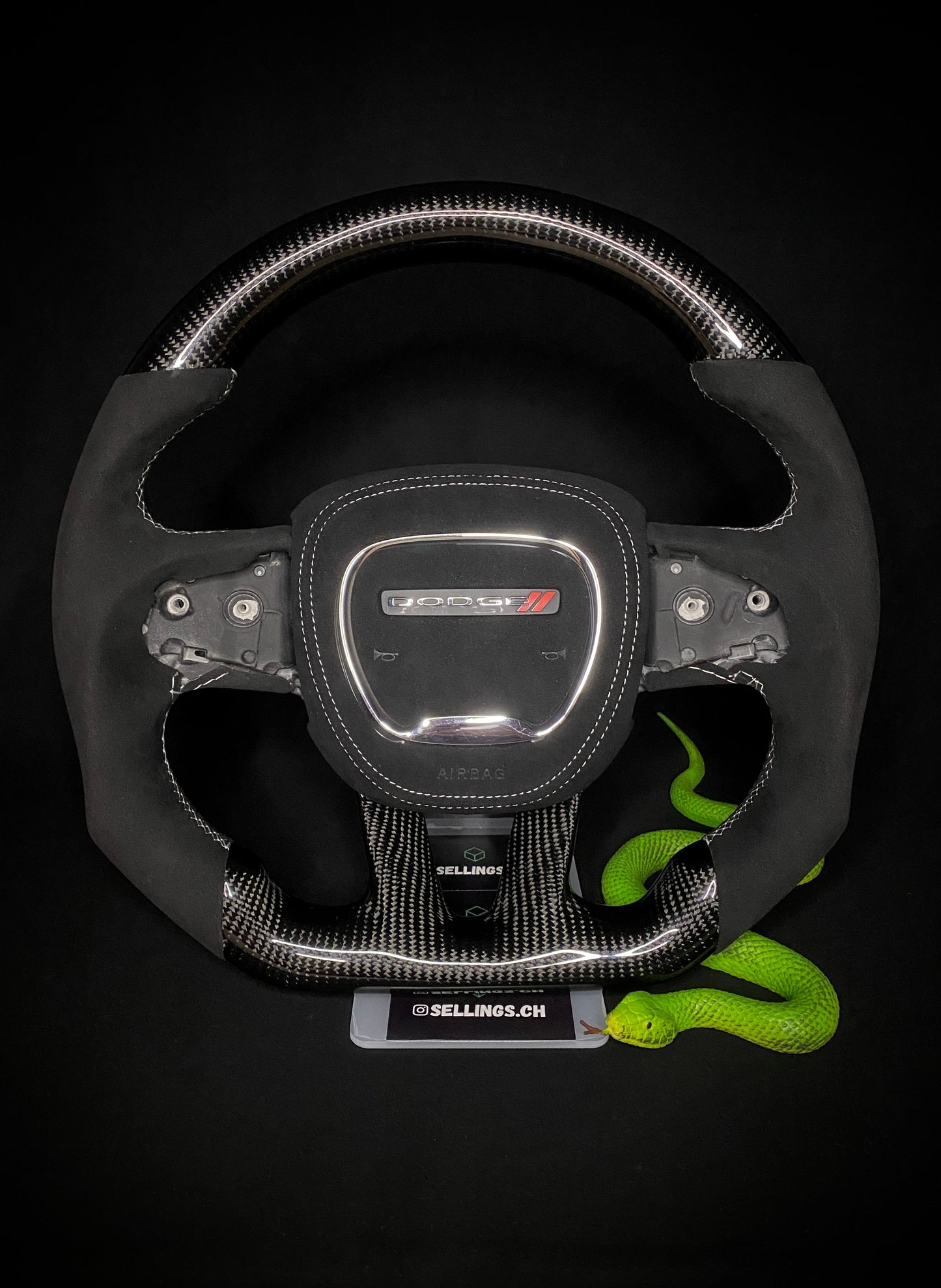 Dodge Sportlenkrad Carbon