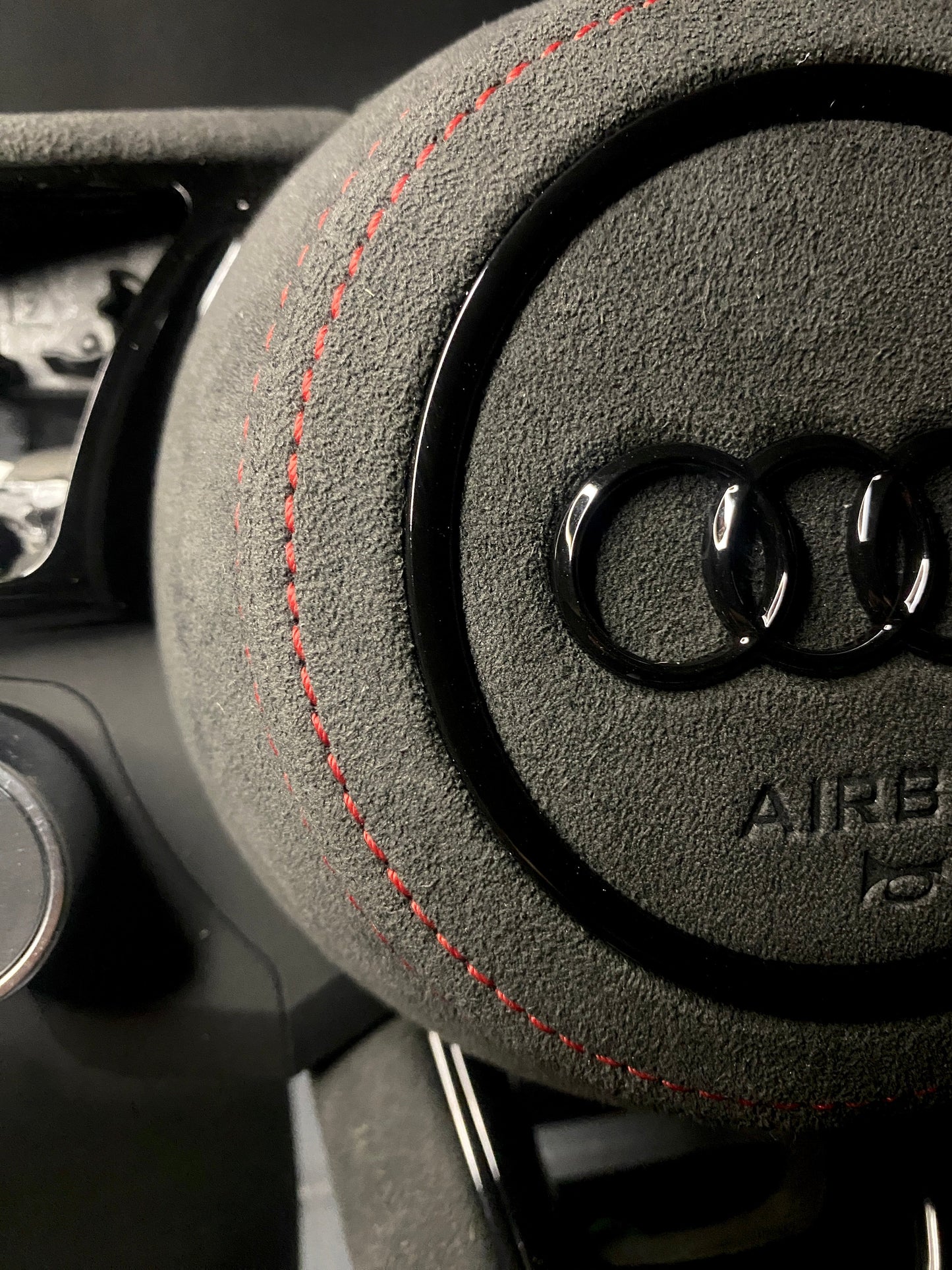 Audi Sportlenkrad Alcantara (LED)