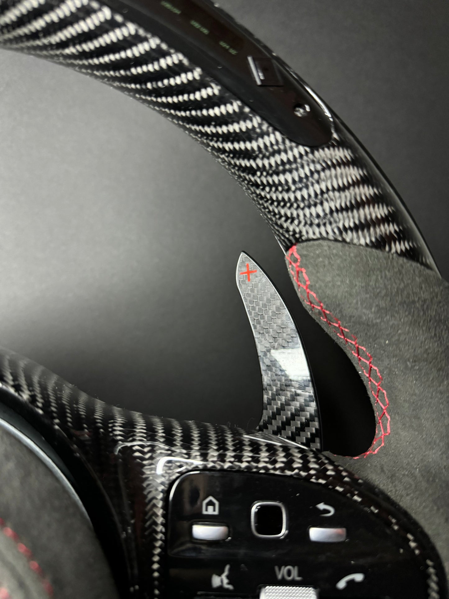 Mercedes AMG Sportlenkrad Carbon LED (Upgrade auf Facelift)