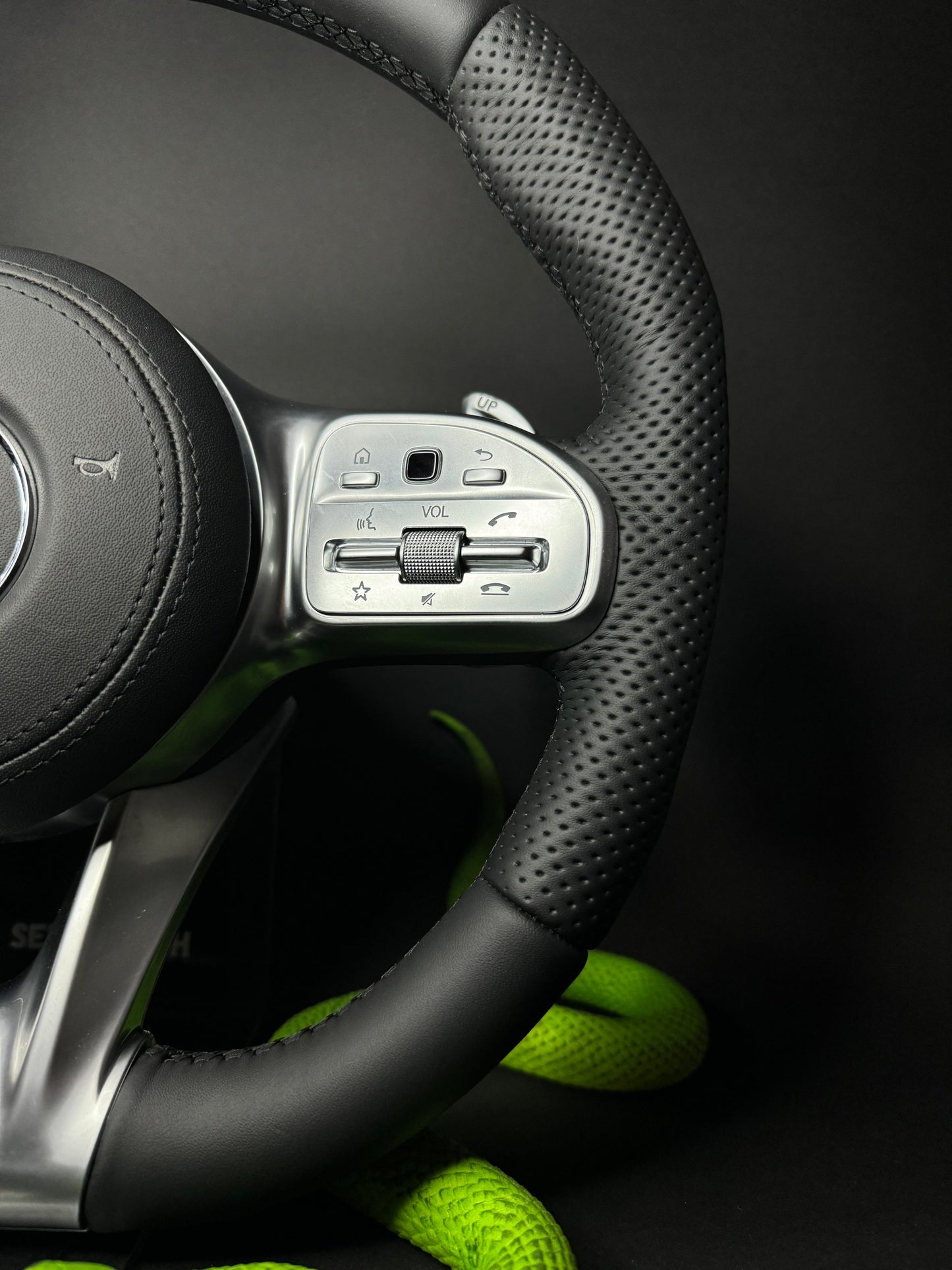 Mercedes AMG Sportlenkrad (Upgrade auf Facelift)