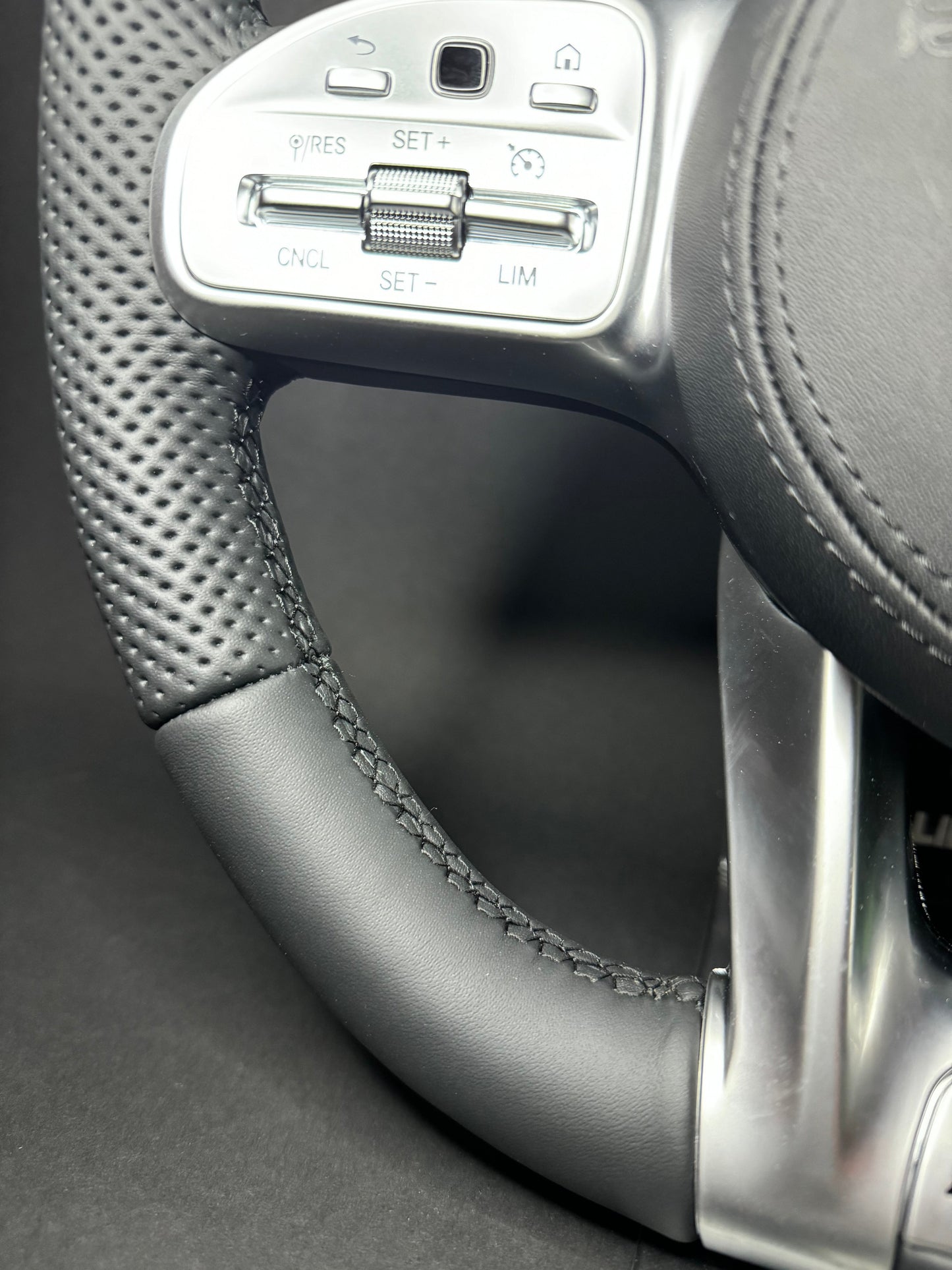 Mercedes AMG Sportlenkrad (Upgrade auf Facelift)