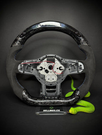 compare product VW Golf 7/7.5 Sportlenkrad Forged Carbon (LED)