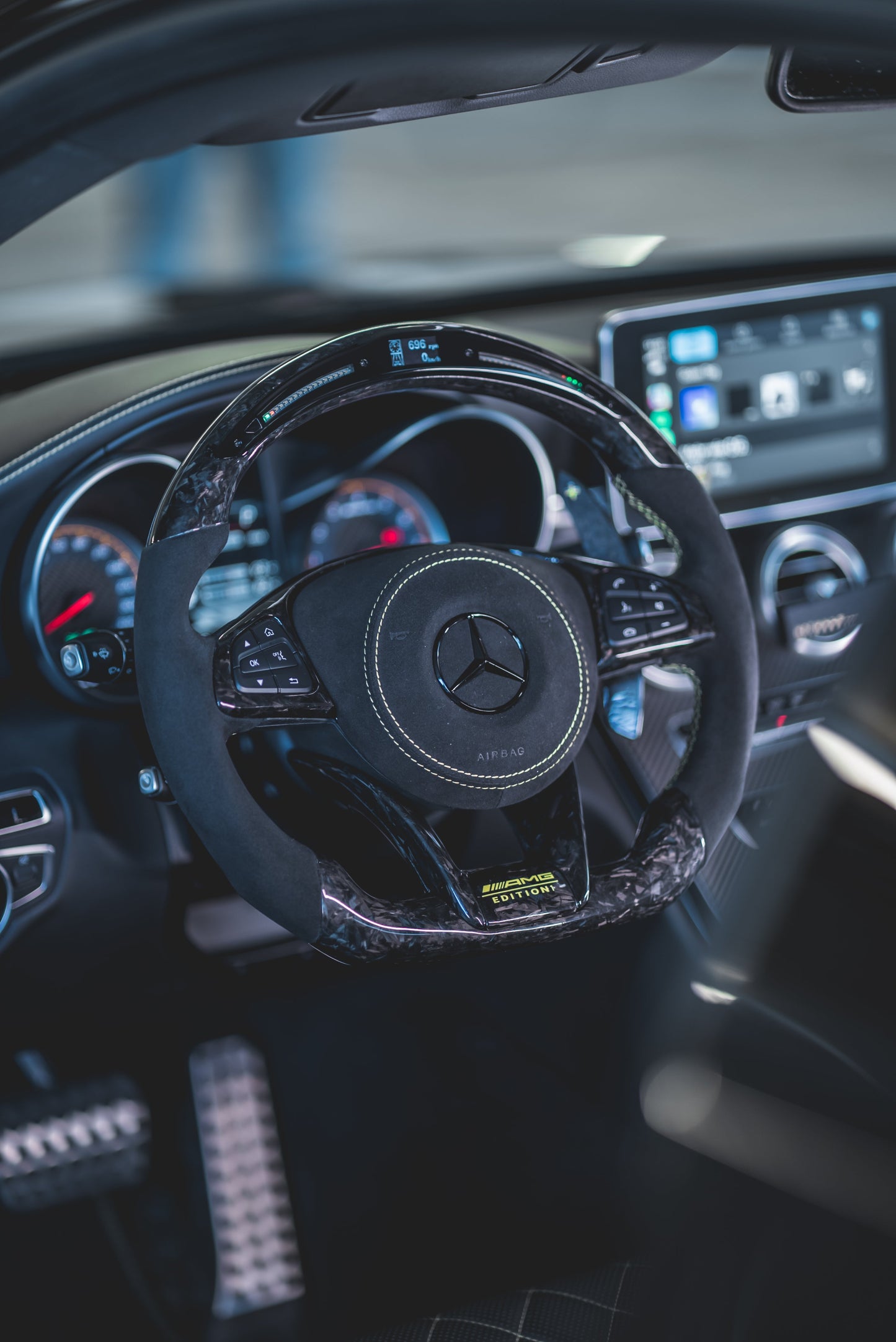 Mercedes AMG Sportlenkrad Forged Carbon (LED)